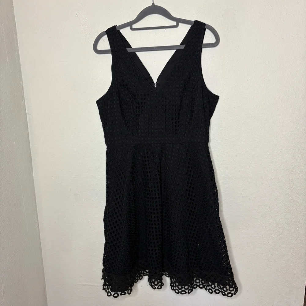 donna morgan black dress Colorfast Short Sleeve by This elegant dress is dry clean only and imported Donna Morgan Women's Illusion Mesh